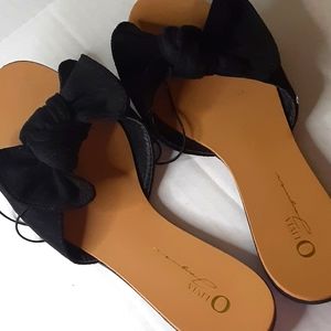 Olivia black sandals for women